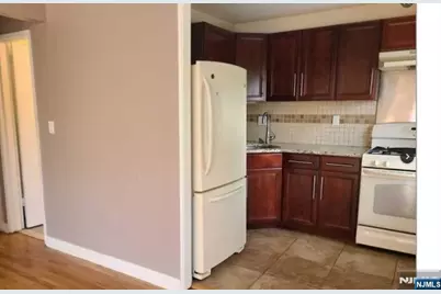 1575 Center Avenue 5F #5F, Fort Lee, NJ 07024 - Photo 5