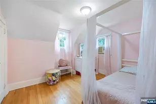 335 River Rd, New Milford, NJ 07646 - Photo 23