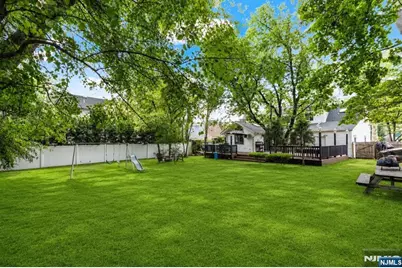 335 River Road, New Milford, NJ 07646 - Photo 31
