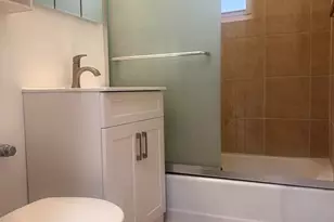 2160 Center Ave 4S, Fort Lee, NJ 07024 - Photo 5