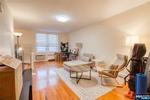 2160 Center Ave 4S, Fort Lee, NJ 07024 - Photo 1