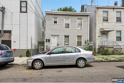 63 Pearl Street, Paterson, NJ 07501 - Photo 1