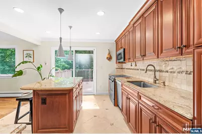 21 Kennedy Circle, Closter, NJ 07624 - Photo 5