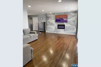 16-37 Parmelee Avenue, Fair Lawn, NJ 07410 - Photo 1