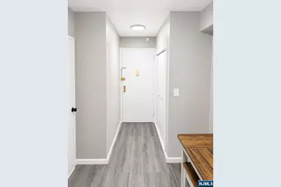 2160 Center Avenue 1J #1J, Fort Lee, NJ 07024 - Photo 3