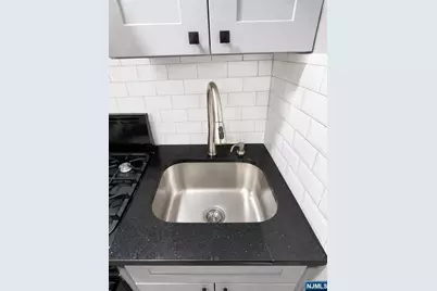 2160 Center Avenue 1J #1J, Fort Lee, NJ 07024 - Photo 11