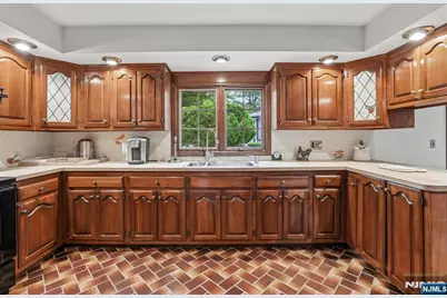 14 Saddle River Road, Woodcliff Lake, NJ 07677 - Photo 23