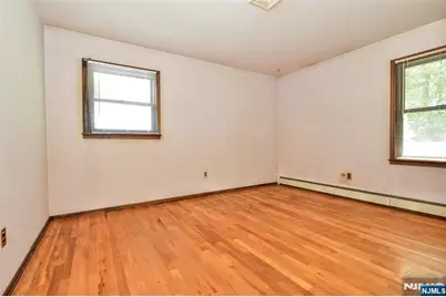 270 E Crescent Avenue, Ramsey, NJ 07446 - Photo 29