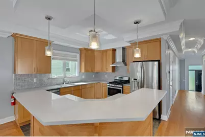 505 Post Avenue, Lyndhurst Township, NJ 07071 - Photo 9
