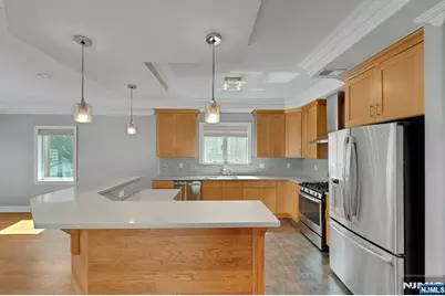 505 Post Avenue, Lyndhurst Township, NJ 07071 - Photo 7
