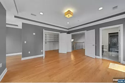 505 Post Avenue, Lyndhurst Township, NJ 07071 - Photo 21