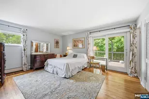 23 Cressfield Ct, Woodcliff Lake, NJ 07677 - Photo 15