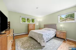 23 Cressfield Ct, Woodcliff Lake, NJ 07677 - Photo 17
