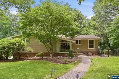 23 Cressfield Court, Woodcliff Lake, NJ 07677 - Photo 1