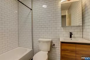 623 38th St, Union City, NJ 07087 - Photo 15