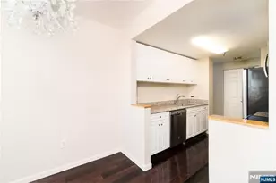 100 Old Palisade Road 2011, Fort Lee, NJ 07024 - Photo 7