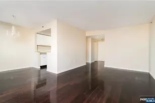 100 Old Palisade Road 2011, Fort Lee, NJ 07024 - Photo 5