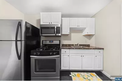 2275 John F Kennedy Boulevard 2 #2, Jersey City, NJ 07304 - Photo 13