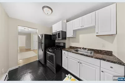 2275 John F Kennedy Boulevard 2 #2, Jersey City, NJ 07304 - Photo 17