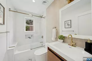 179 Washington Ave, Rutherford, NJ 07070 - Photo 17