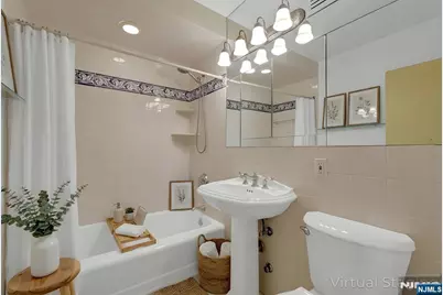 2 Horizon Road #G5, Fort Lee, NJ 07024 - Photo 11