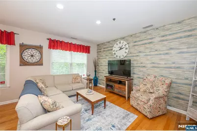 30-08 Federal Hill Road 8 #8, Pompton Lakes, NJ 07442 - Photo 13