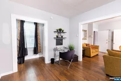 40-42 Harding Terrace, Newark, NJ 07112 - Photo 5
