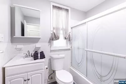 40-42 Harding Terrace, Newark, NJ 07112 - Photo 11