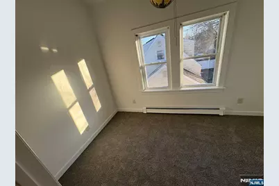 580 Chestnut Avenue, Teaneck Township, NJ 07666 - Photo 9