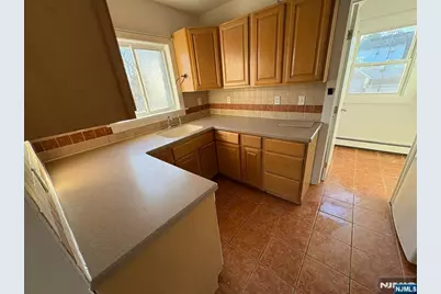 580 Chestnut Avenue, Teaneck Township, NJ 07666 - Photo 7