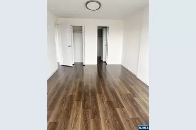 1600 Center Avenue 12C #12C, Fort Lee, NJ 07024 - Photo 13