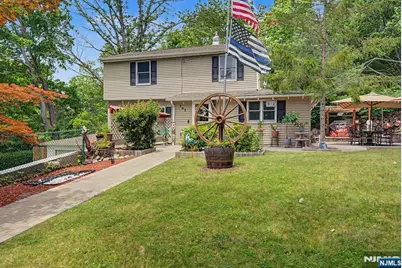 102 Belleview Avenue, Butler, NJ 07405 - Photo 21