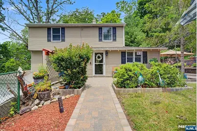 102 Belleview Avenue, Butler, NJ 07405 - Photo 1