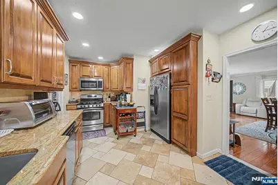 102 Belleview Avenue, Butler, NJ 07405 - Photo 3