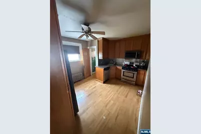 92 William Place, Totowa, NJ 07512 - Photo 15