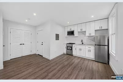 260 Walker Street A #A, Fairview, NJ 07022 - Photo 7