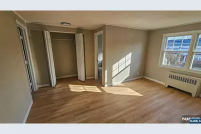 64 Hastings B #B, Rutherford, NJ 07070 - Photo 11