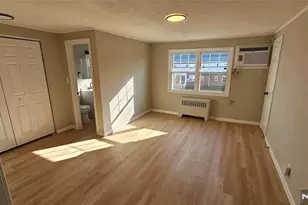 64 Hastings B, Rutherford, NJ 07070 - Photo 3
