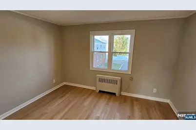 64 Hastings B #B, Rutherford, NJ 07070 - Photo 9