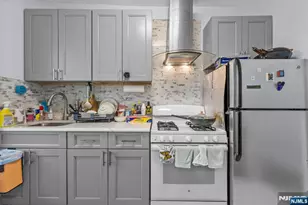 7508 Park Ave 204, North Bergen, NJ 07047 - Photo 9
