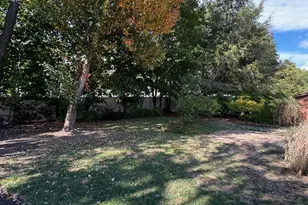 793 Jersey Pl, Paramus, NJ 07653 - Photo 31