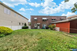 385 McKinley St, Fairview, NJ 07022 - Photo 15