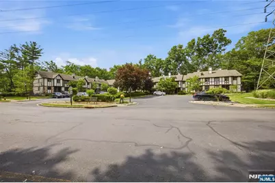609 Mark Twain Way, Mahwah, NJ 07430 - Photo 39