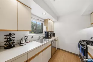 609 Mark Twain Way, Mahwah, NJ 07430 - Photo 3