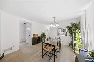 609 Mark Twain Way, Mahwah, NJ 07430 - Photo 9