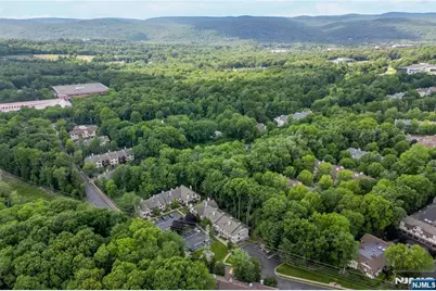 609 Mark Twain Way, Mahwah, NJ 07430 - Photo 37