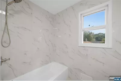 11 Hampton Place, Nutley, NJ 07110 - Photo 33