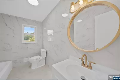 11 Hampton Place, Nutley, NJ 07110 - Photo 19
