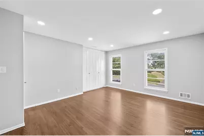 11 Hampton Place, Nutley, NJ 07110 - Photo 17