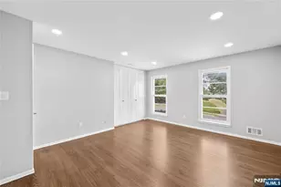 11 Hampton Pl, Nutley, NJ 07110 - Photo 17